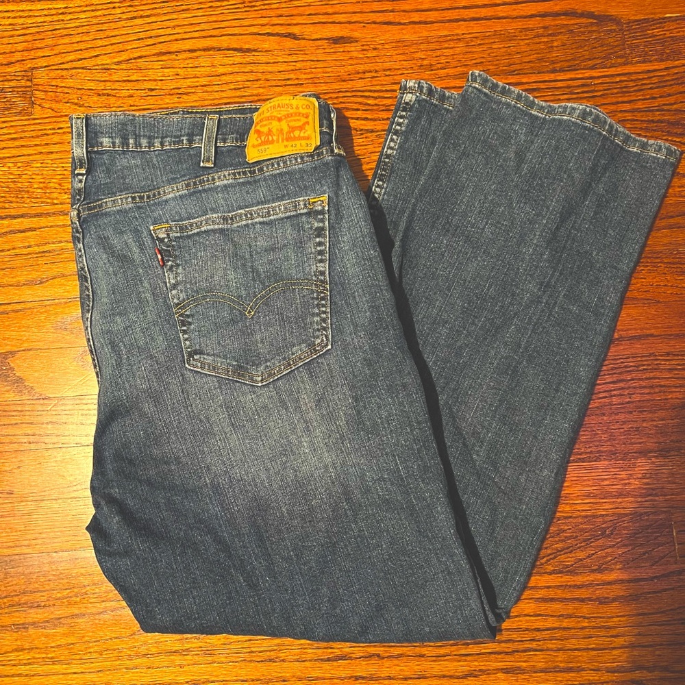 Levi's 42x32 Medium Wash 559 Relaxed Straight Denim Men’s Jeans S40196 CW-0920